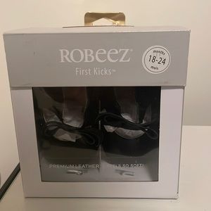 Robert First Kicks 18-24 mos